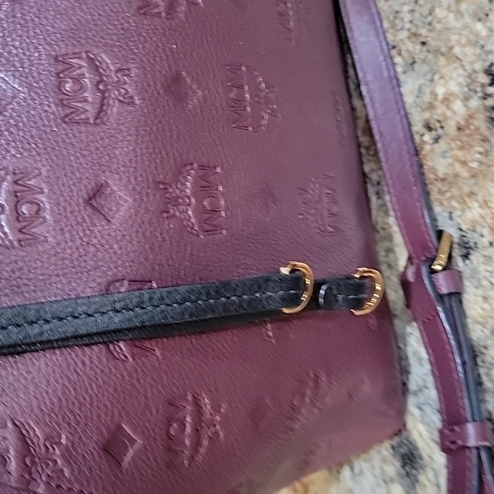 MCM EUC Small Visetos Klara Hobo - Picture 3 of 9